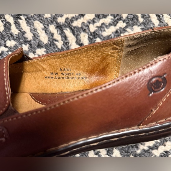 BORN Leather Slip On Loafer in Chestnut Brown Size 9.5 - Picture 3 of 8